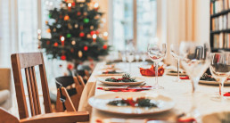 Kersttafel dekken