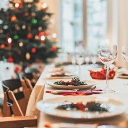 Kersttafel dekken